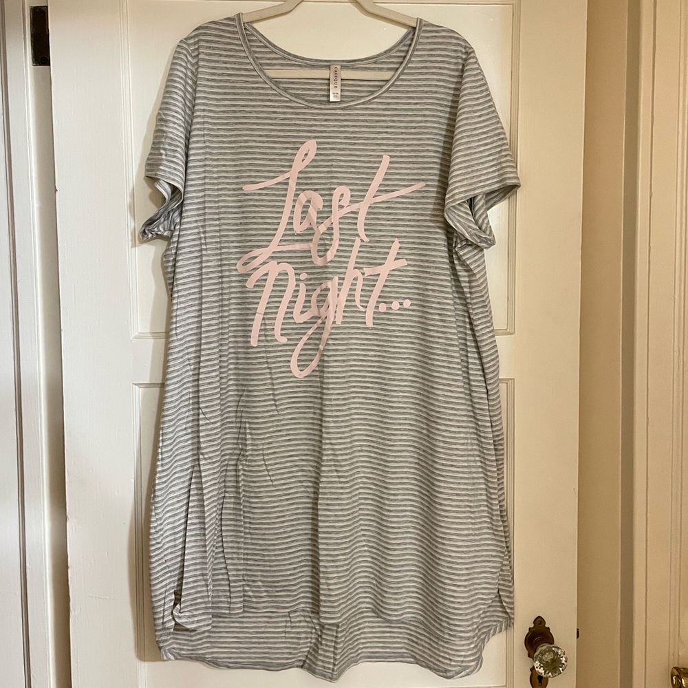 Cacique Night Gown Gray Striped Size 22/24 NWOT